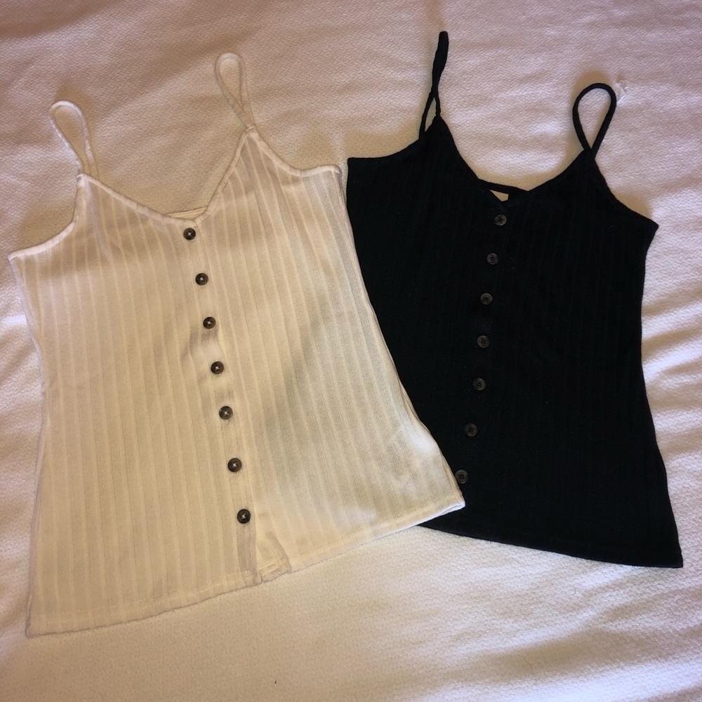 Tops - Picture 2 of 6